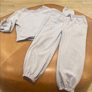 Splendid Kids Light Gray Sweatshirt and Jogger Set Size 5